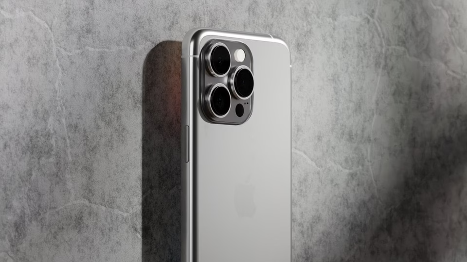 iPhone 15 Pro va uning yangi fon rasmlari bilan o‘ramining surati paydo bo‘ldi