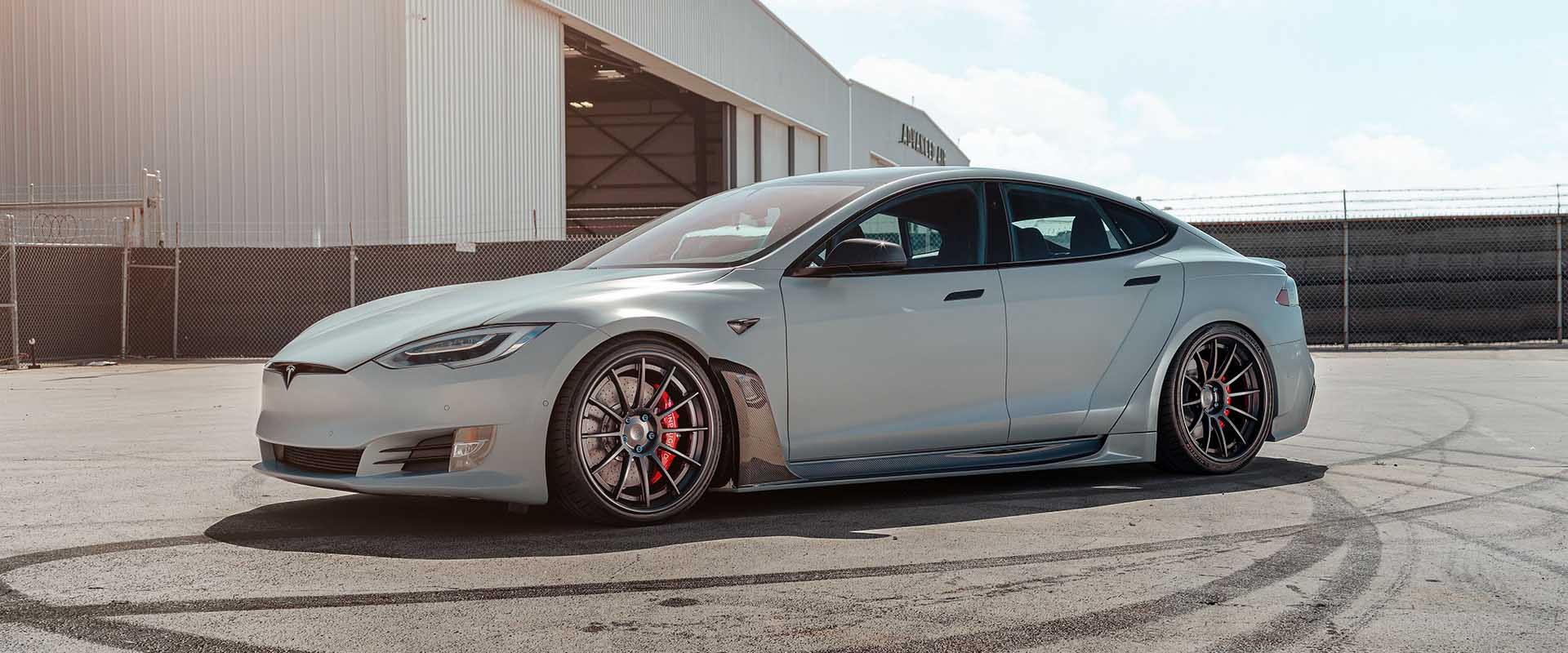 Tesla g'ildiraklari to'plami 6000 dollarga taqdim etildi