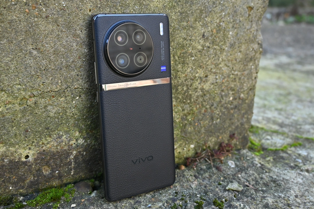 Xiaomi 13 Ultra, Samsung Galaxy S23 Ultra va boshqa ko'plab flagmanlardan kuchliroq. Vivo X90S AnTuTu va Geekbench-da sinovdan o'tkazildi