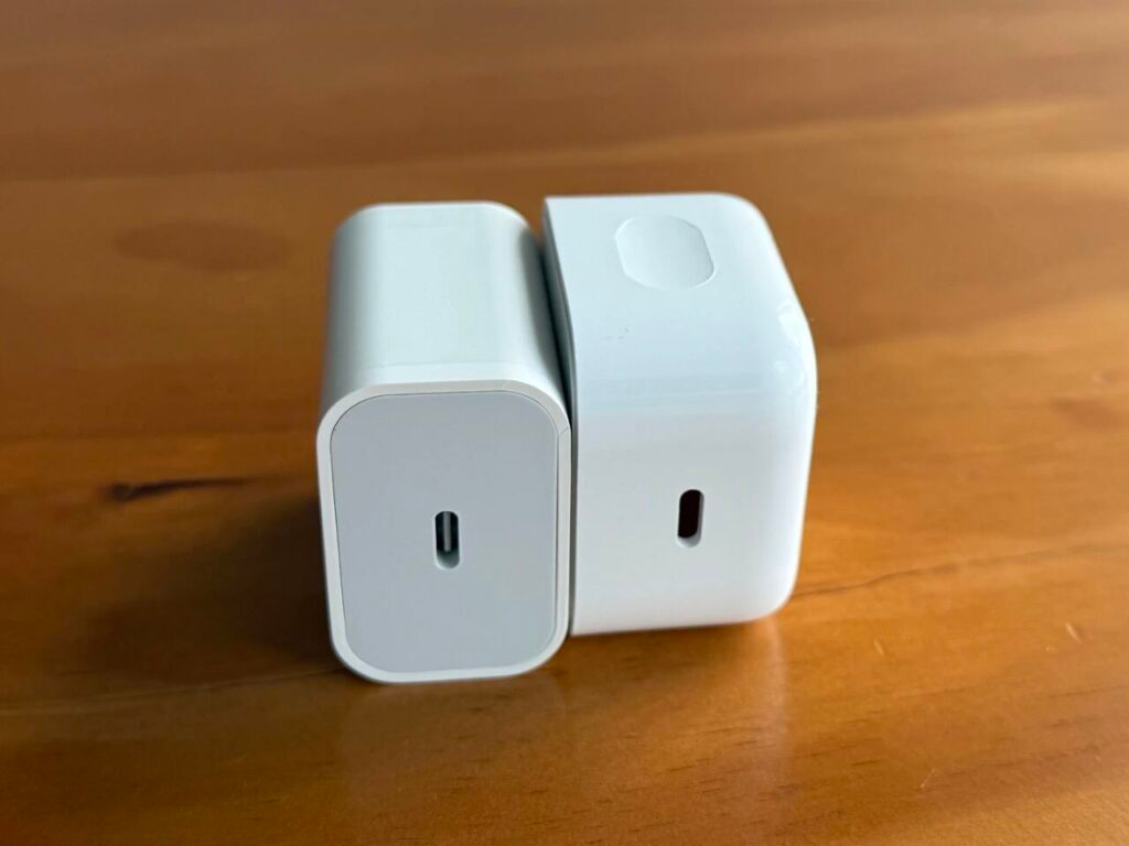 Apple iPhone 17’ni tez zaryadlash uchun 40 Vt quvvatga ega aqlli ixcham adapterni chiqardi