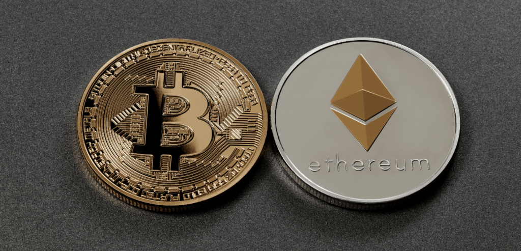 Bitcoin barcha yutuqlarni yo'qotdi va 20 000 dollardan pastga tushdi, efir allaqachon 1400 dollardan pastda
