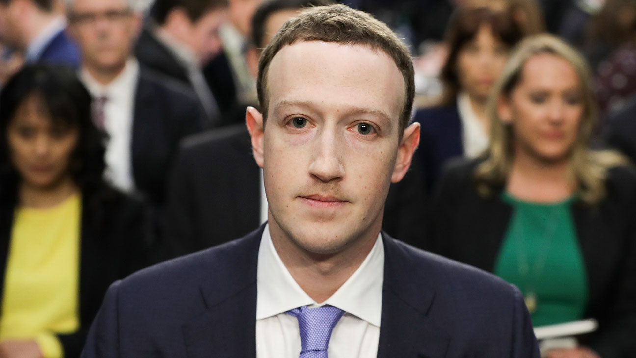 Mark Tsukerberg Mark Tsukerbergni sudga berdi
