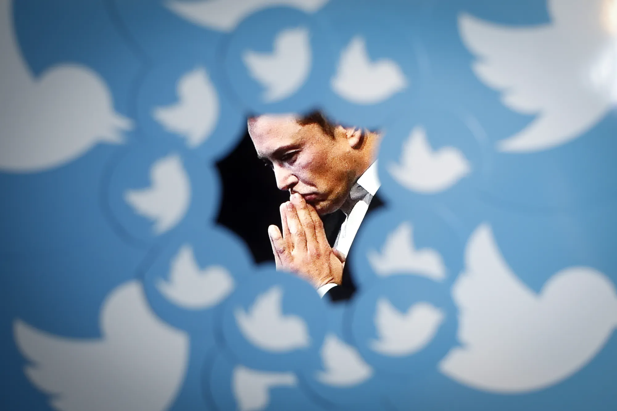 Qanday qilib Ilon Mask bir qarorda Twitter mavqeini keskin yomonlashtirdi